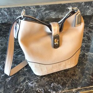 Coach leather purse brand new